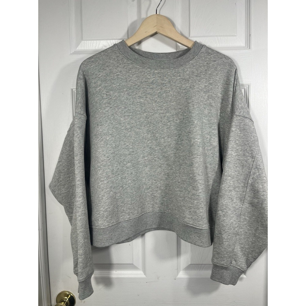 GAP Womens Medium Gray Cropped Crewneck Fleece Sweatshirt Pullover Cozy Soft